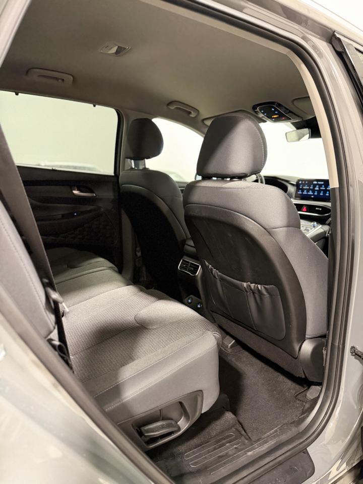 2023 Hyundai Santa Fe Preferred Photo