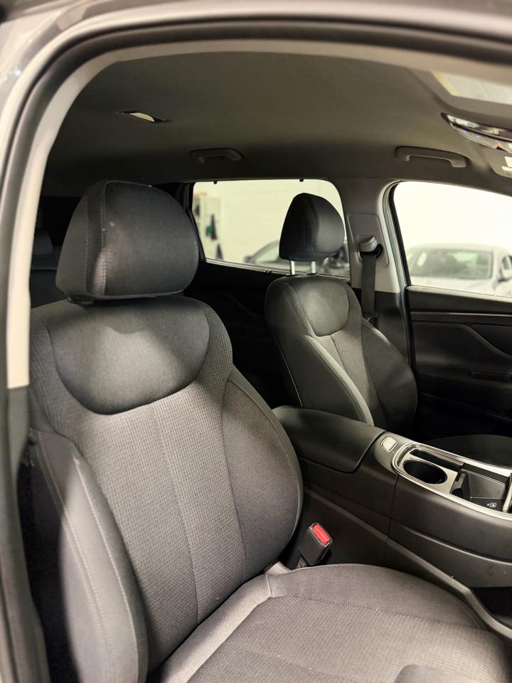 2023 Hyundai Santa Fe Preferred Photo