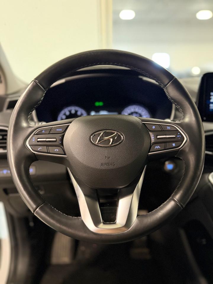 2023 Hyundai Santa Fe Preferred Photo