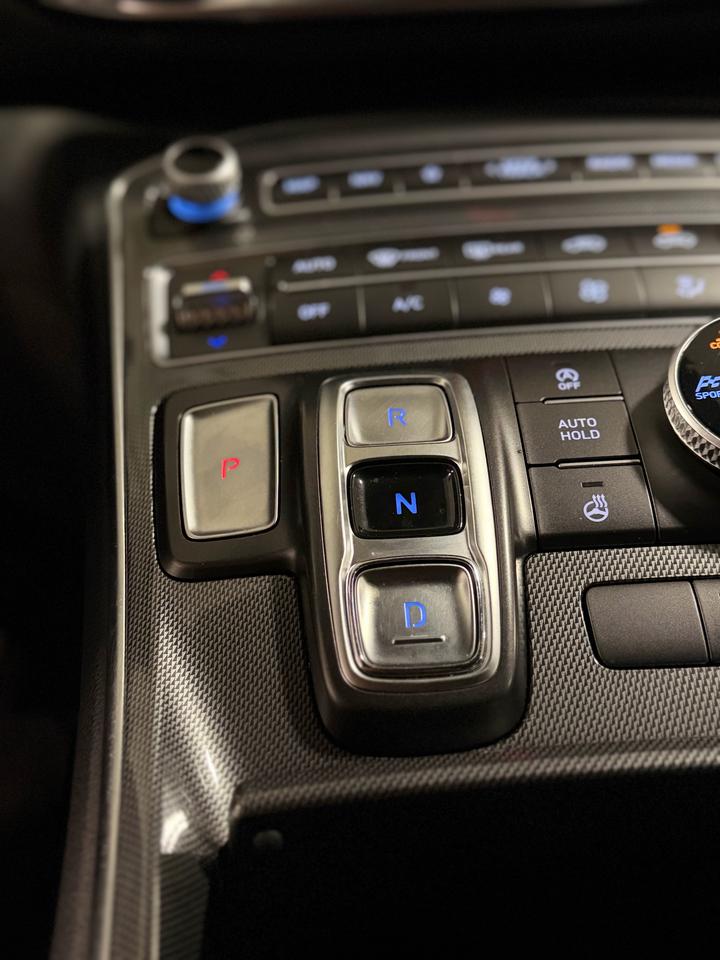 2023 Hyundai Santa Fe Preferred Photo