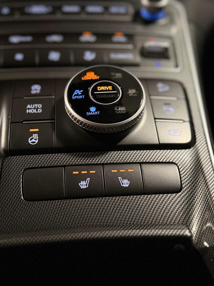 2023 Hyundai Santa Fe Preferred Photo