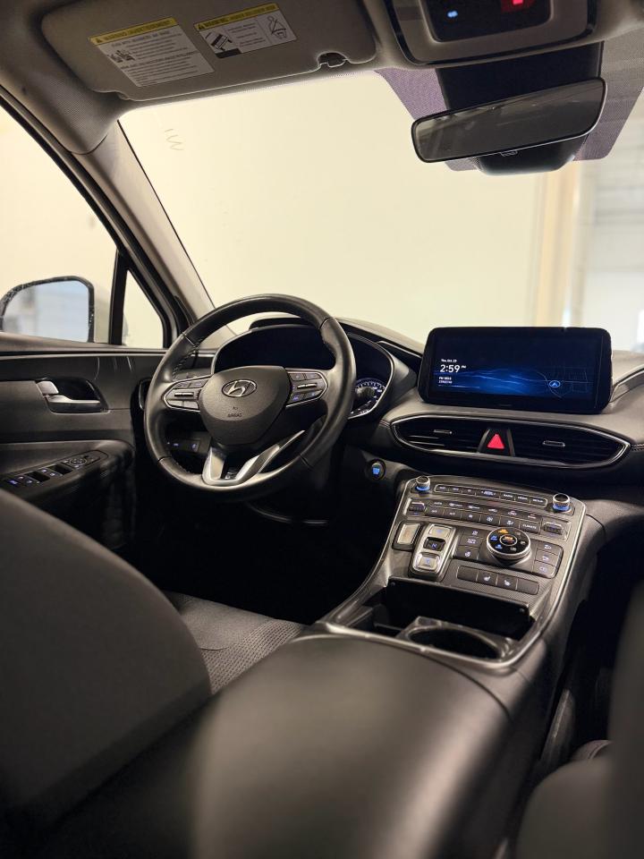 2023 Hyundai Santa Fe Preferred Photo