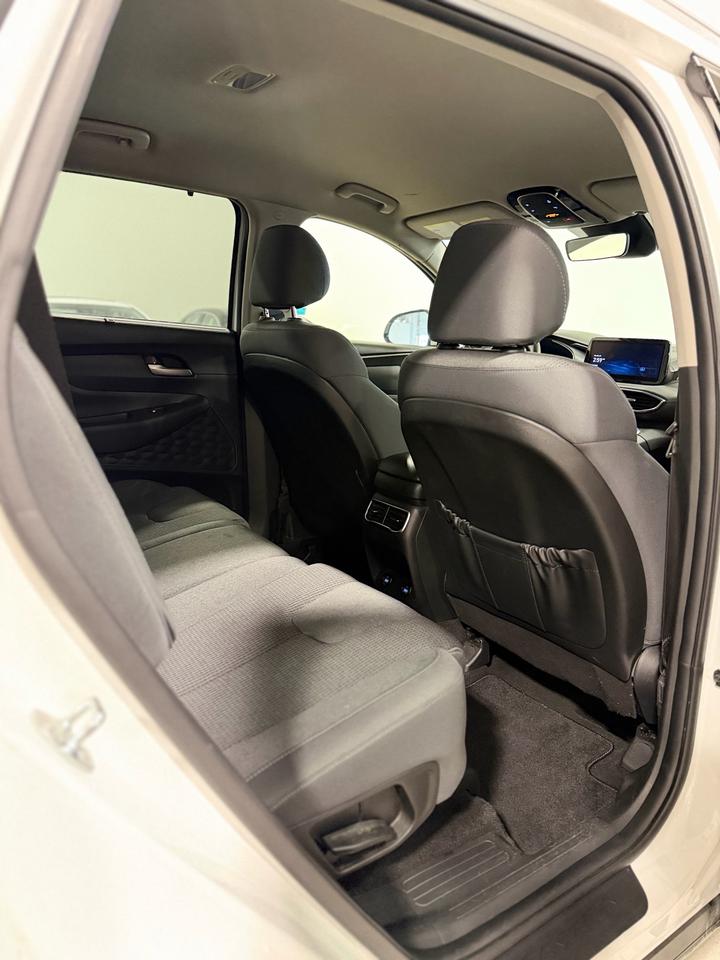 2023 Hyundai Santa Fe Preferred Photo
