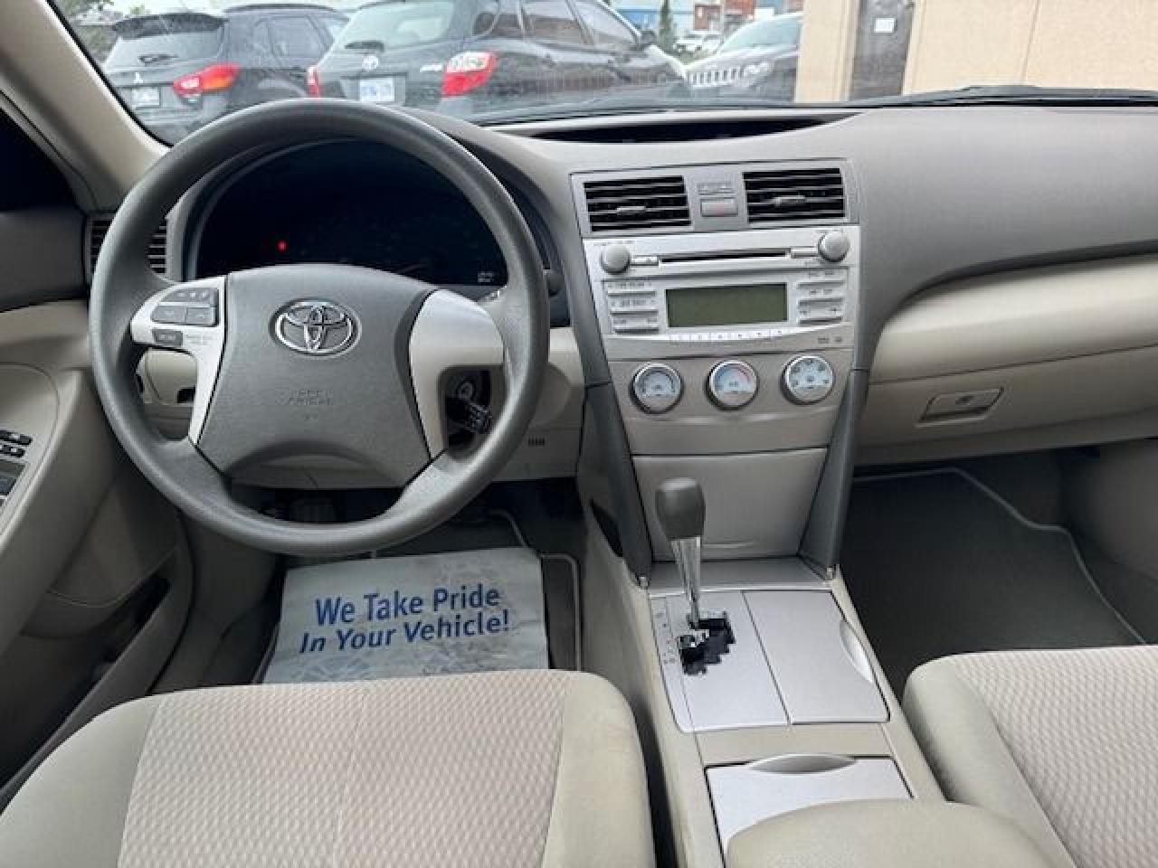 2011 Toyota Camry 4dr Sdn I4 Auto LE - Photo #13