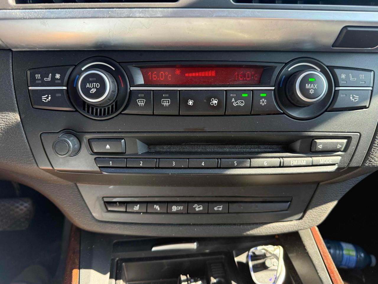 2011 BMW X5 50i Photo4