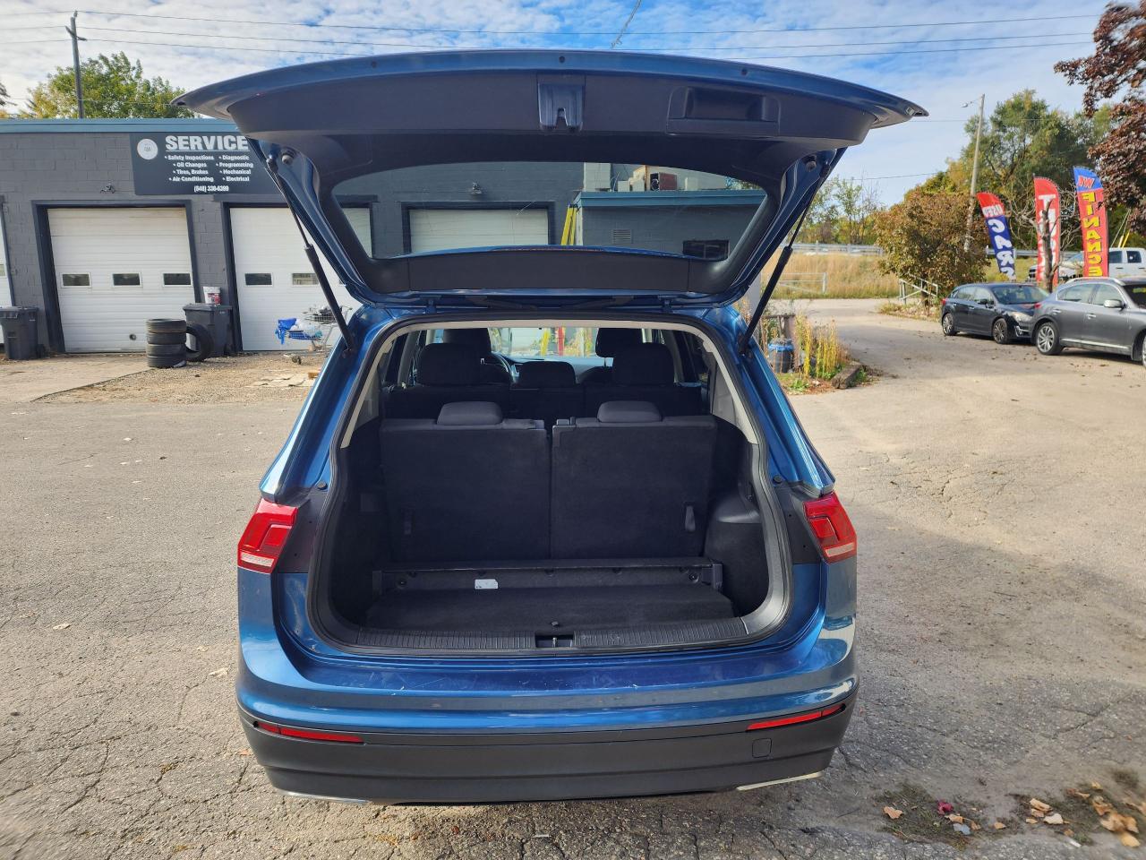 2019 Volkswagen Tiguan S l Clean Carfax l No accidents l AWD - Photo #10