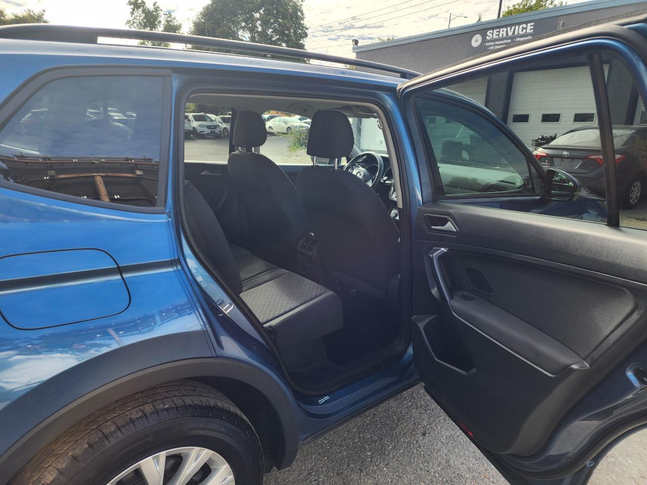 2019 Volkswagen Tiguan S l Clean Carfax l No accidents l AWD - Photo #12