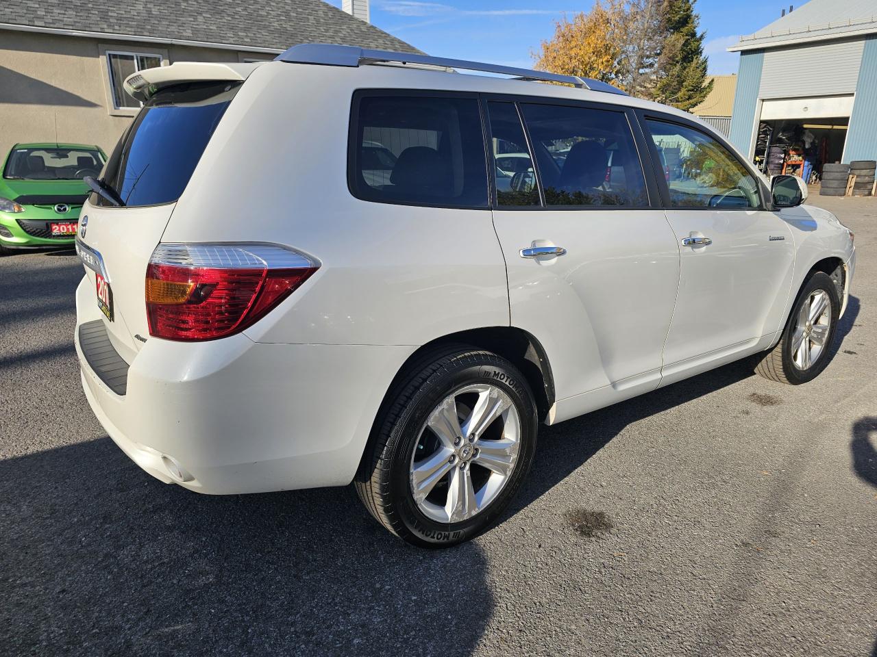 2010 Toyota Highlander 4WD 4dr V6 Limited, 7 Pass, Fully Fully Loaded - Photo #4
