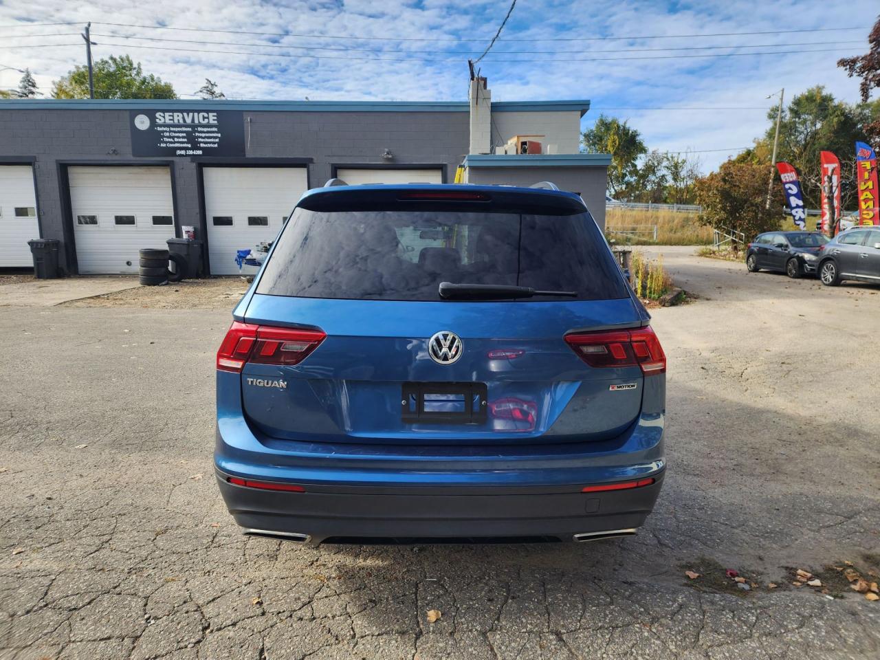 2019 Volkswagen Tiguan S l Clean Carfax l No accidents l AWD