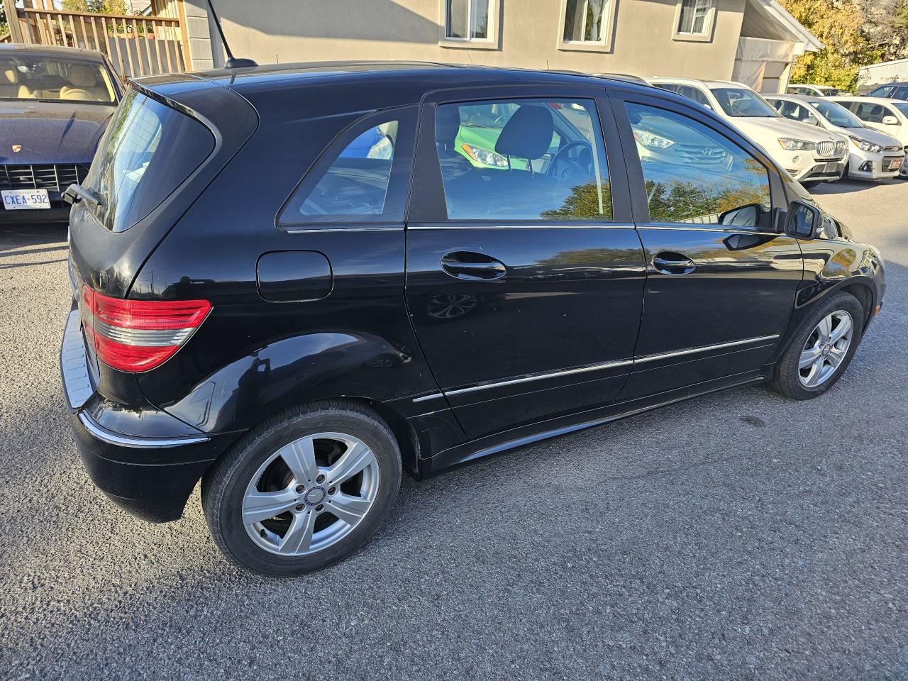 2010 Mercedes-Benz B-Class 4dr HB B 200 - Photo #2