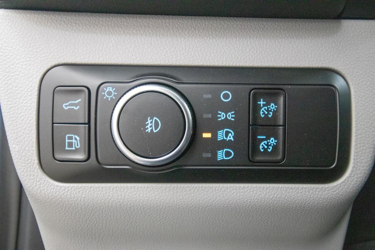 2025 Ford Escape PHEV FWD Hybrid Photo5