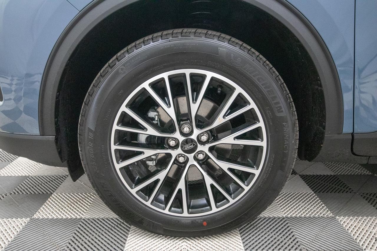 2025 Ford Escape PHEV FWD Hybrid Photo5