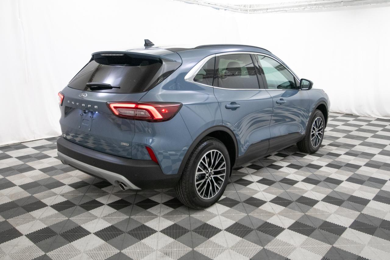 2025 Ford Escape PHEV FWD Hybrid Photo5