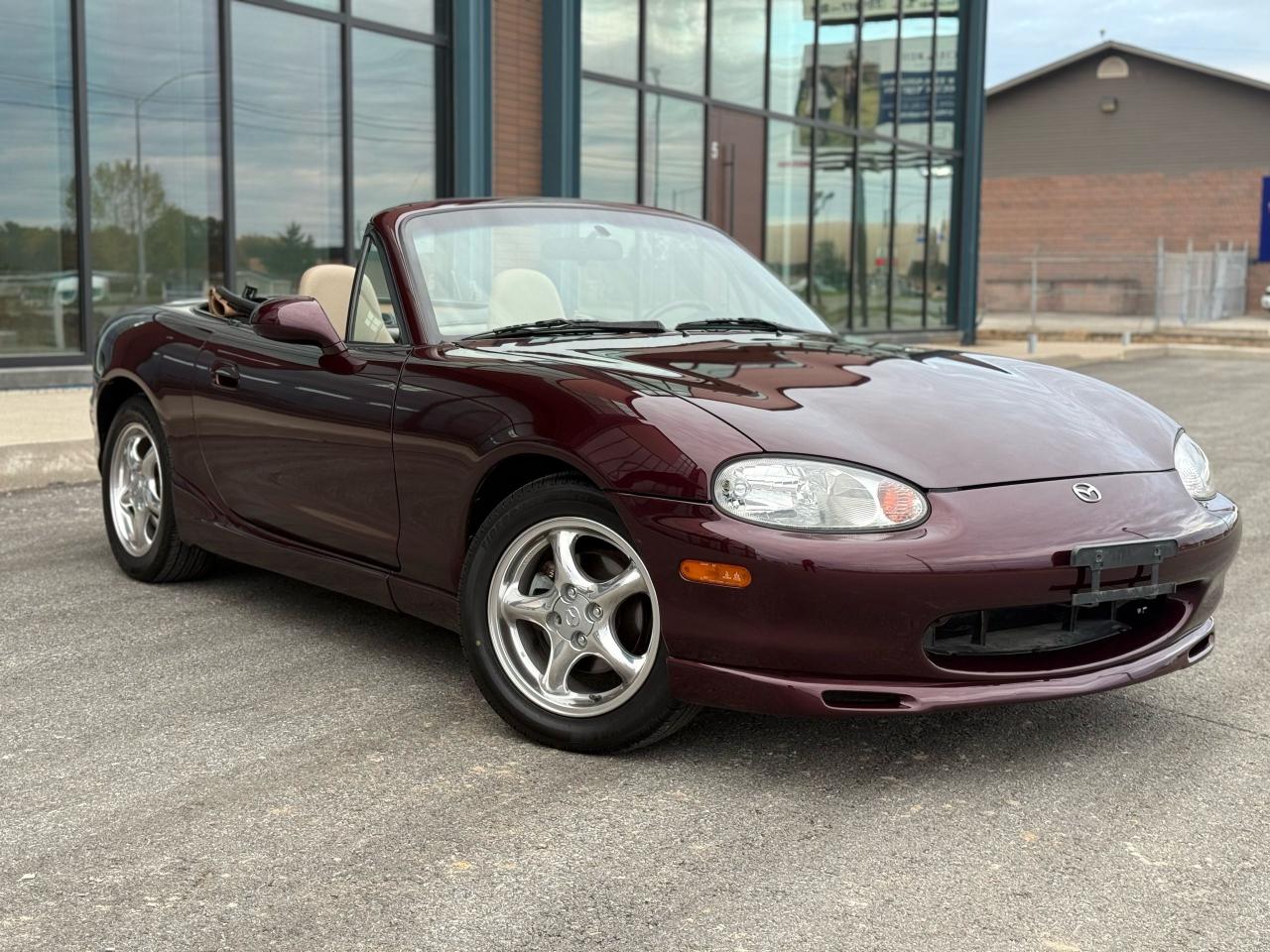 2000 Mazda Miata MX-5 Special Edition Photo2