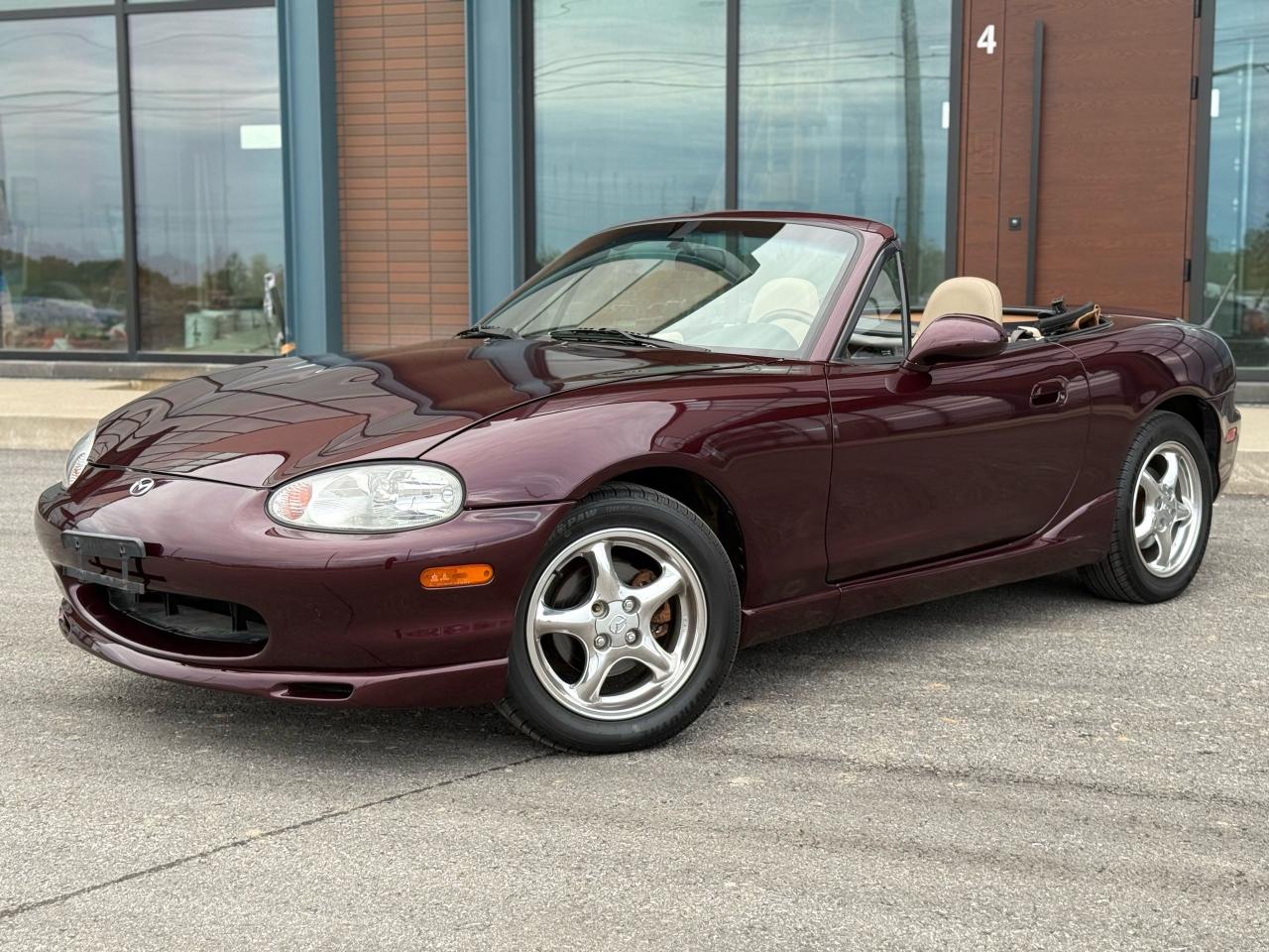 Used 2000 Mazda Miata MX-5 Special Edition for sale in St Catharines, ON