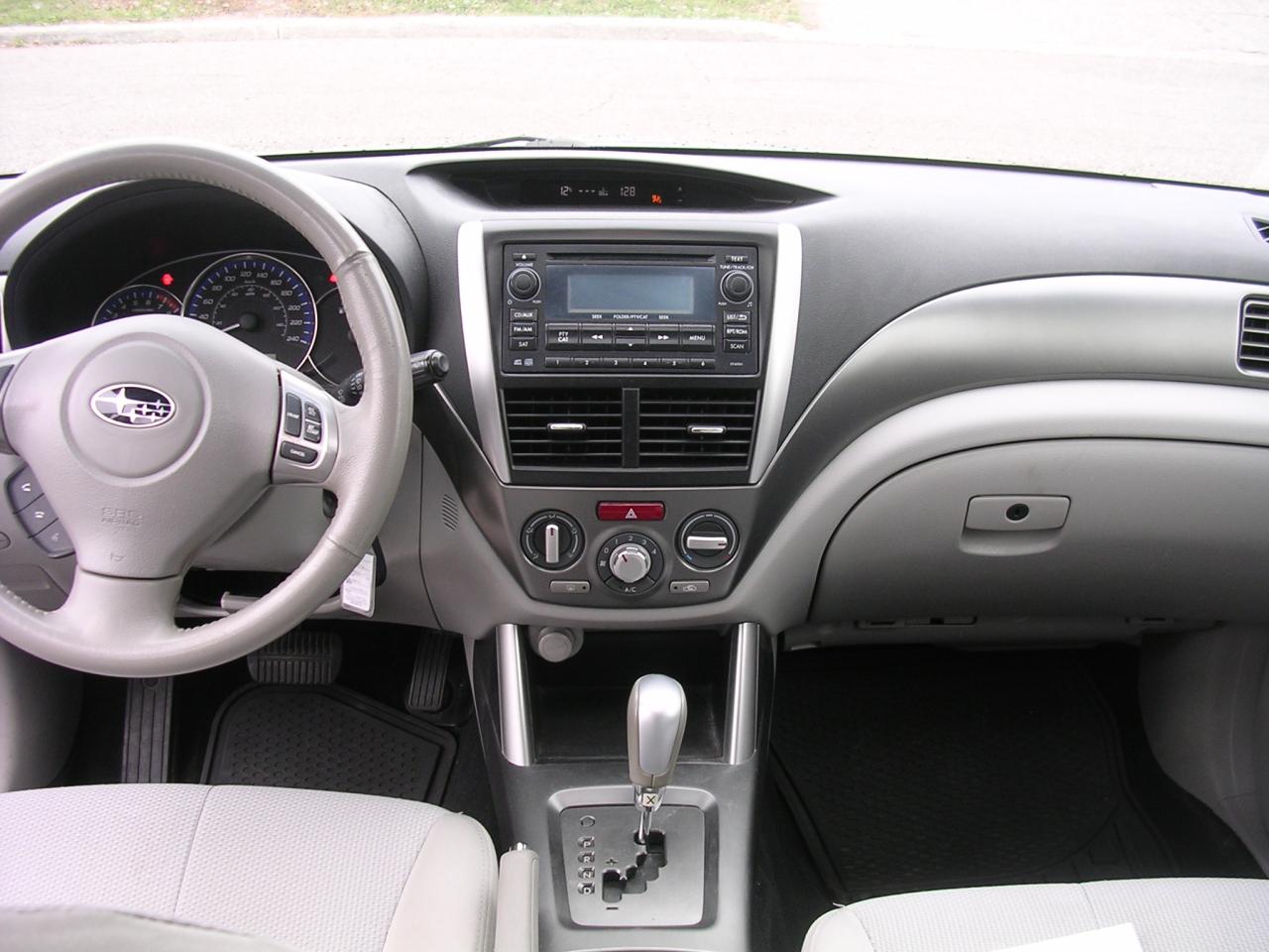 2012 Subaru Forester X Limited - Photo #8