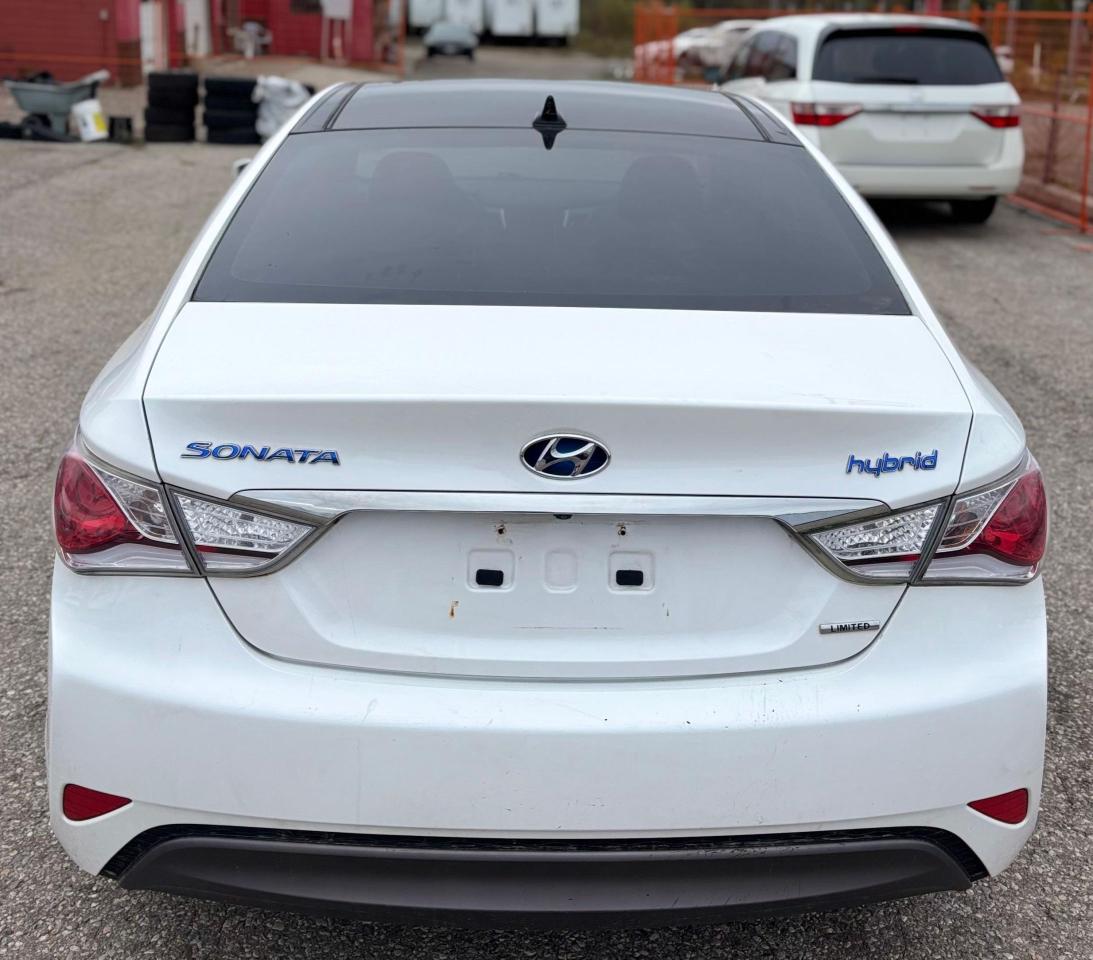 2014 Hyundai Sonata Hybrid 4dr Sdn Limited w/Technology Pkg - Photo #7