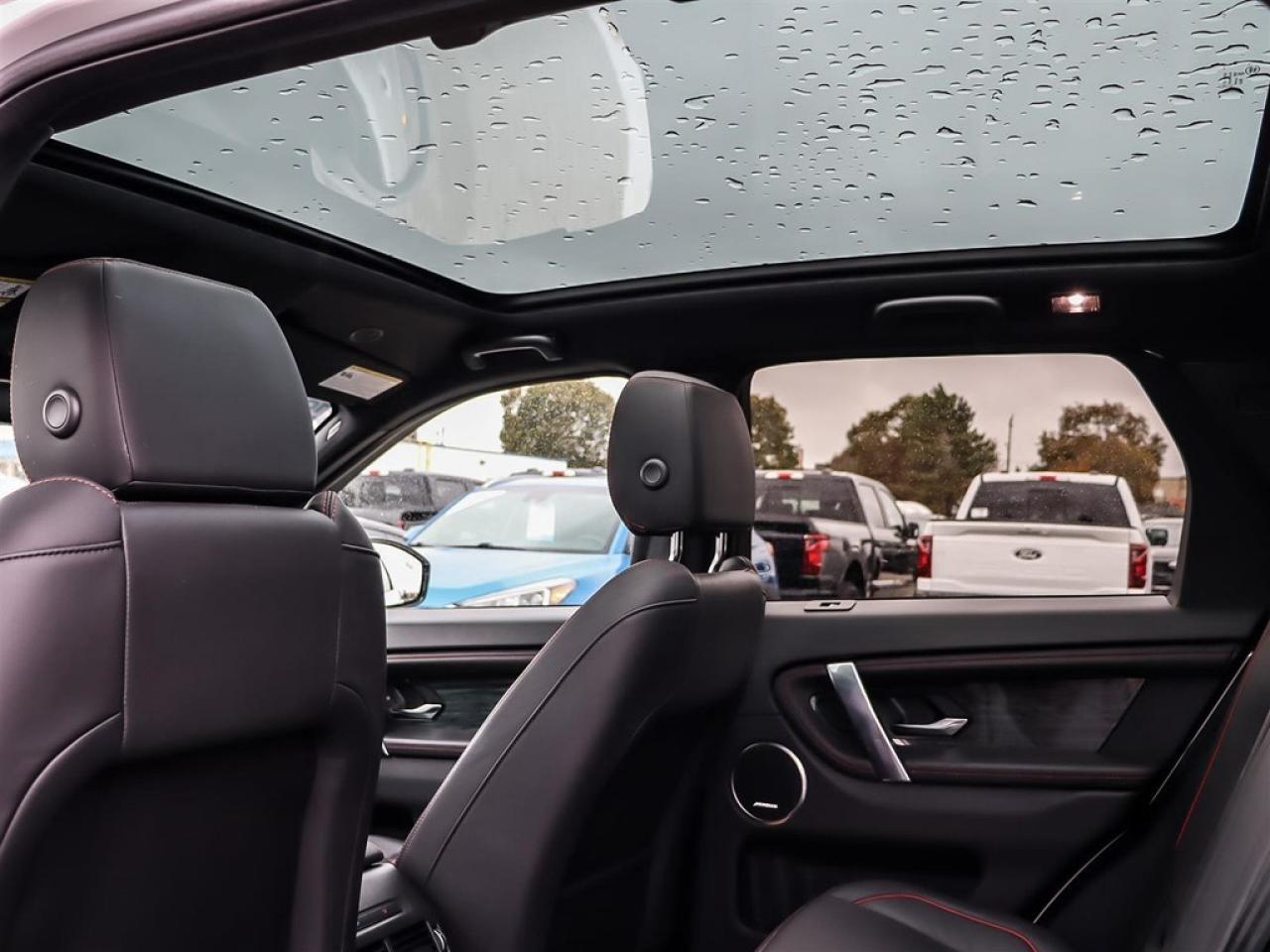 2023 Land Rover Discovery Sport R-Dynamic HSE 4WD Photo