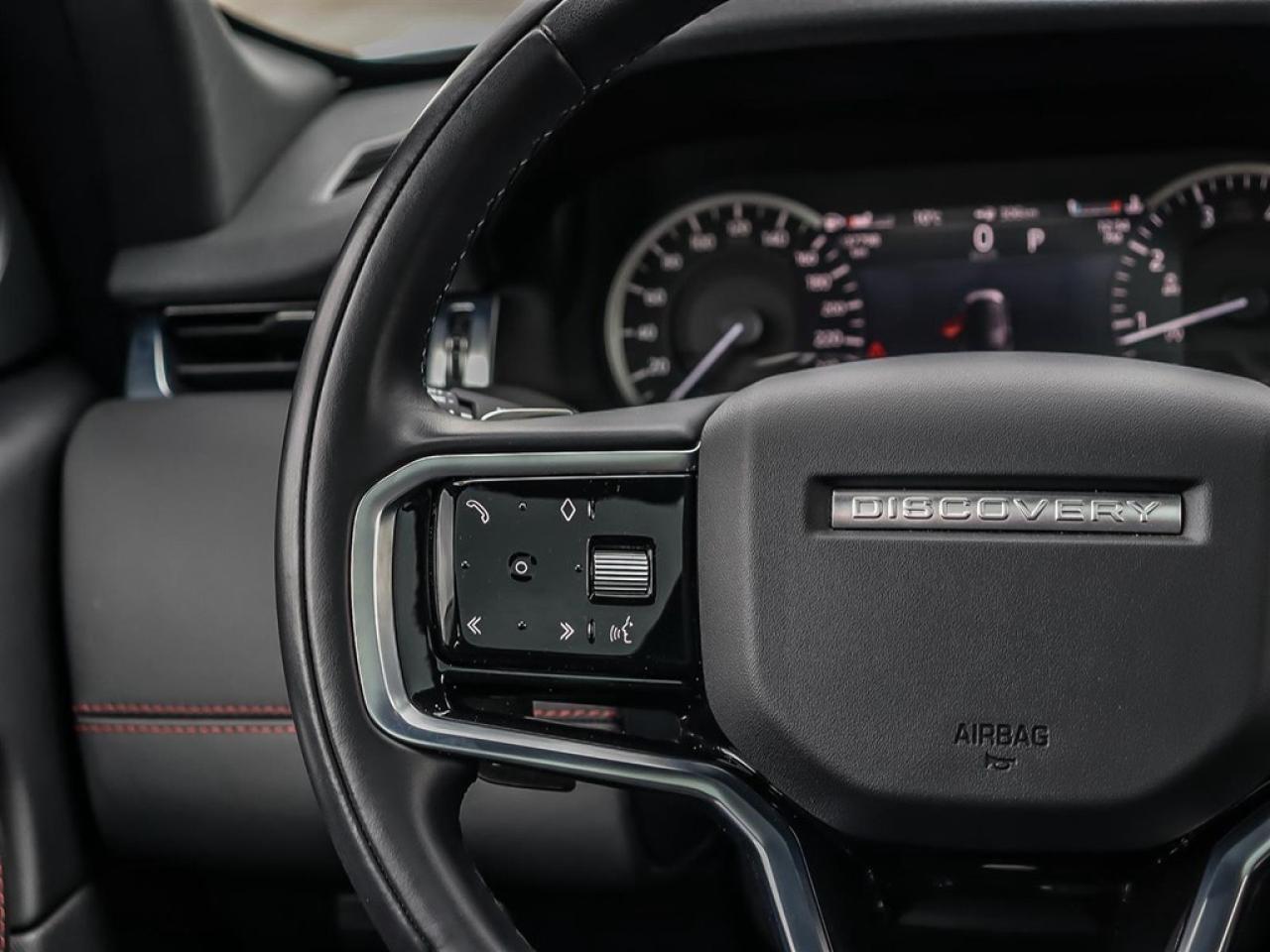 2023 Land Rover Discovery Sport R-Dynamic HSE 4WD Photo