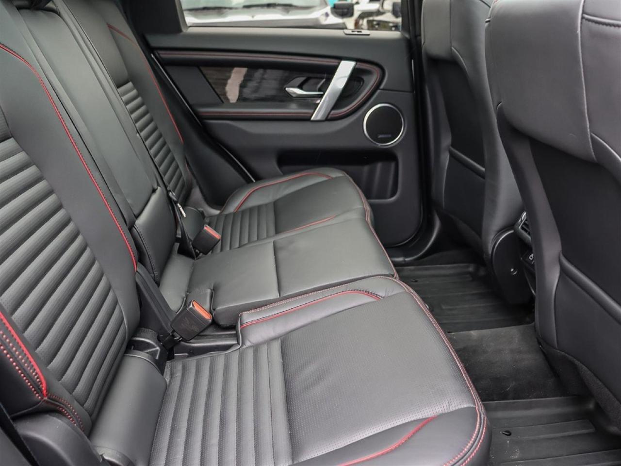 2023 Land Rover Discovery Sport R-Dynamic HSE 4WD Photo