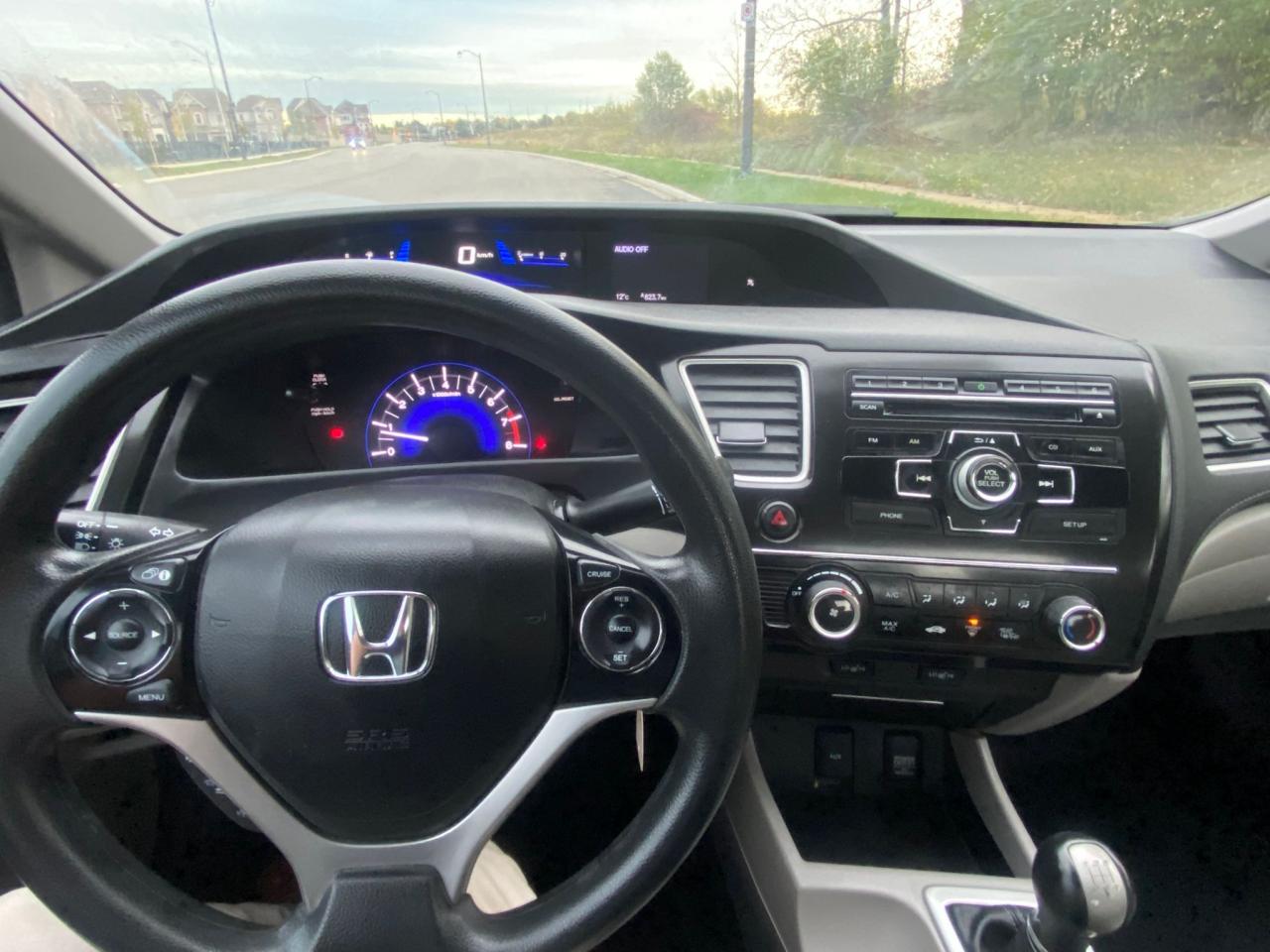 2013 Honda Civic LX - Photo #13