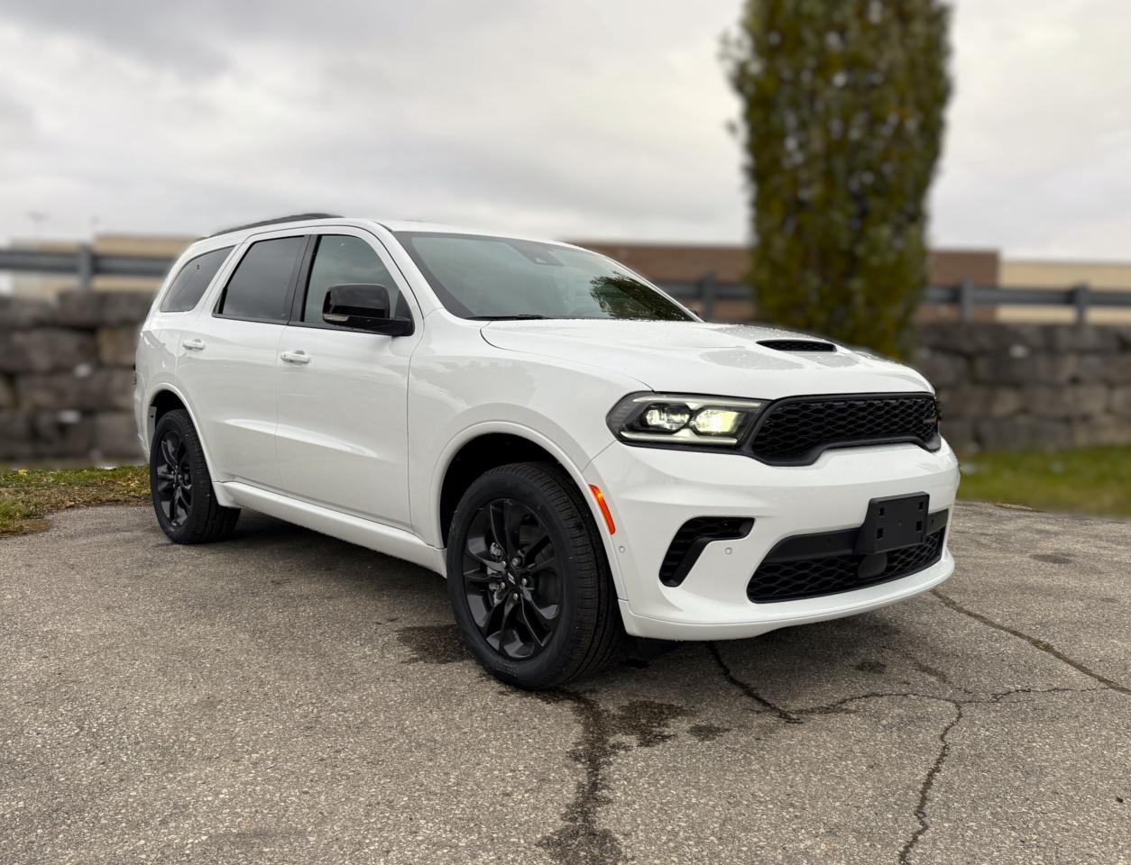 2026 Dodge Durango GT PLUS AWD Photo2