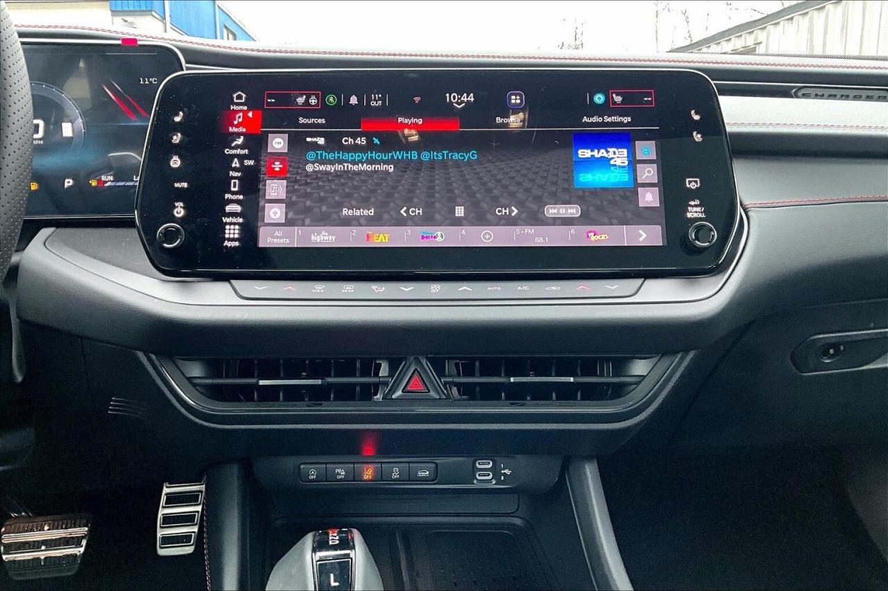 2026 Dodge Charger SCAT PACK PLUS | 550hp | Full Glass Roof | AWD Photo