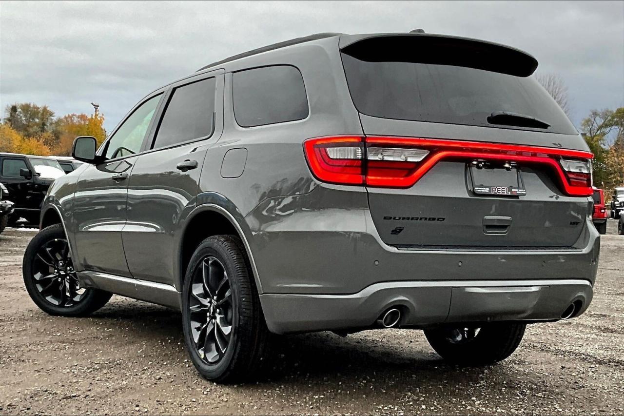 2026 Dodge Durango GT AWD | Blacktop | Tow Pkg | 7-Seater | 20"Wheels Photo2