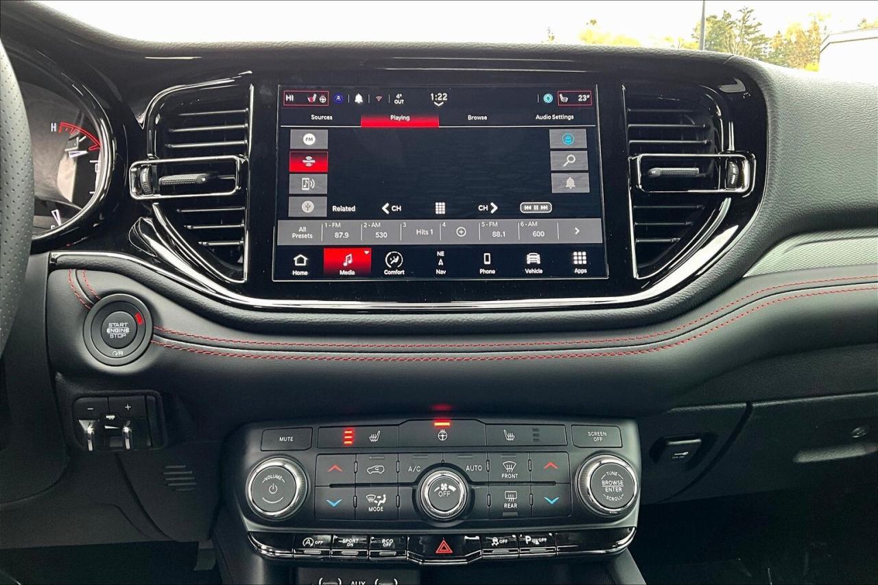 2026 Dodge Durango GT AWD | Blacktop | Tow Pkg | 7-Seater | 20"Wheels Photo