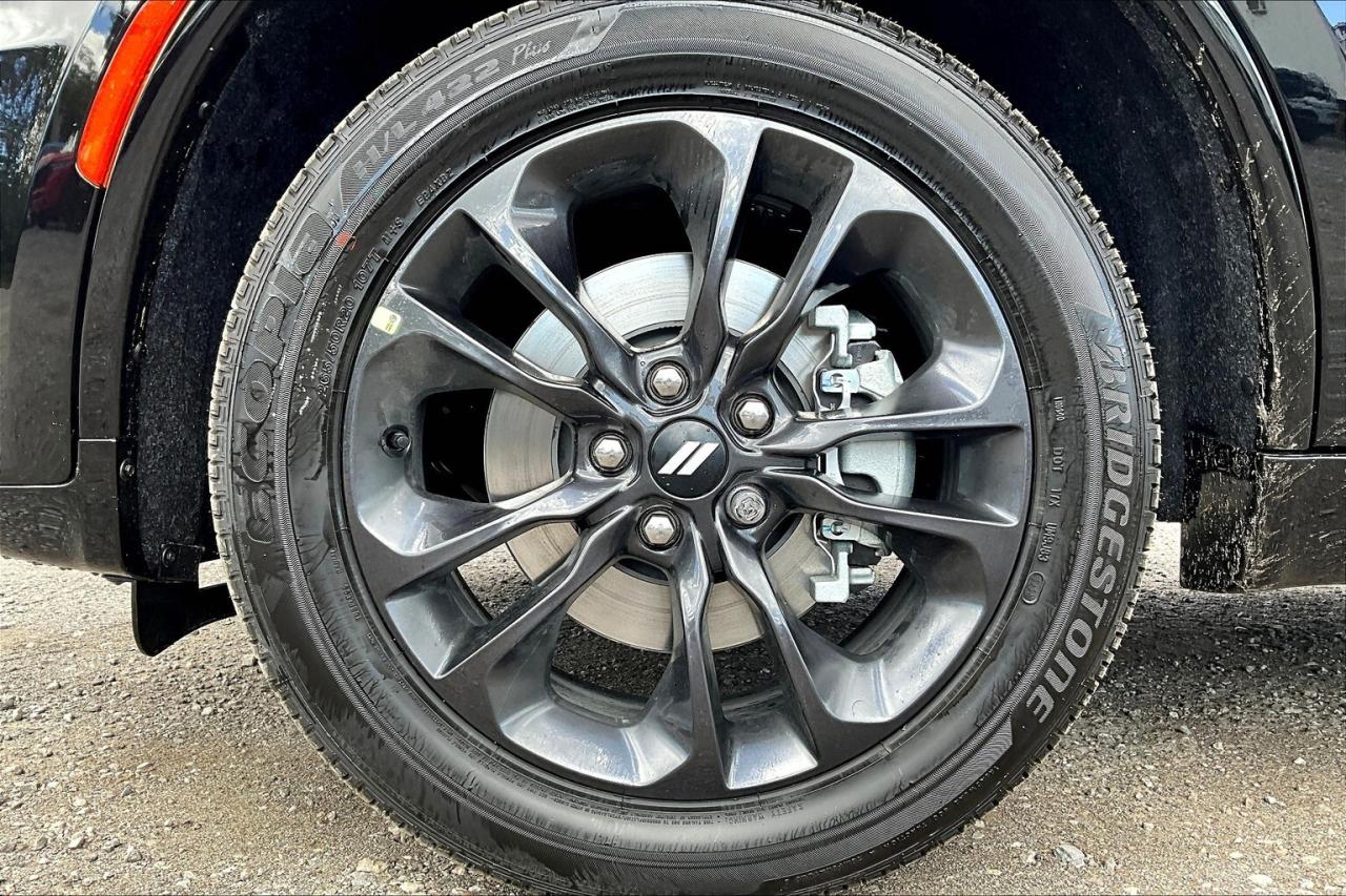 2026 Dodge Durango GT AWD | Blacktop | Tow Pkg | 7-Seater | 20"Wheels Photo