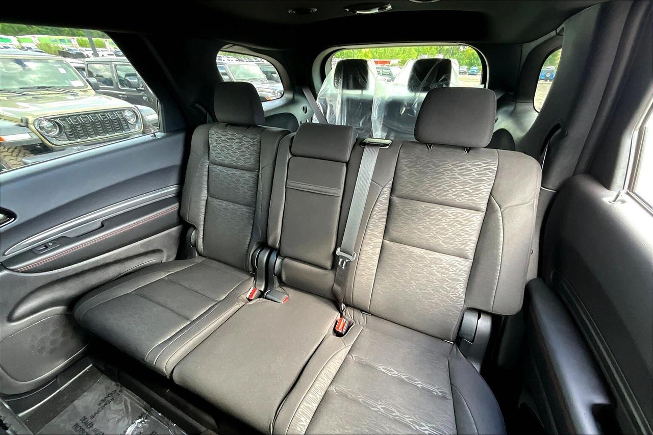 2026 Dodge Durango GT AWD | Blacktop | Tow Pkg | 7-Seater | 20"Wheels Photo