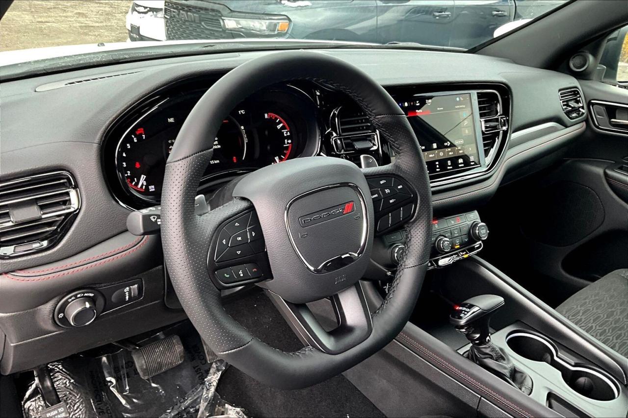 2026 Dodge Durango GT AWD | Heated Seats & Wheel | Blacktop | 7-Seats Photo