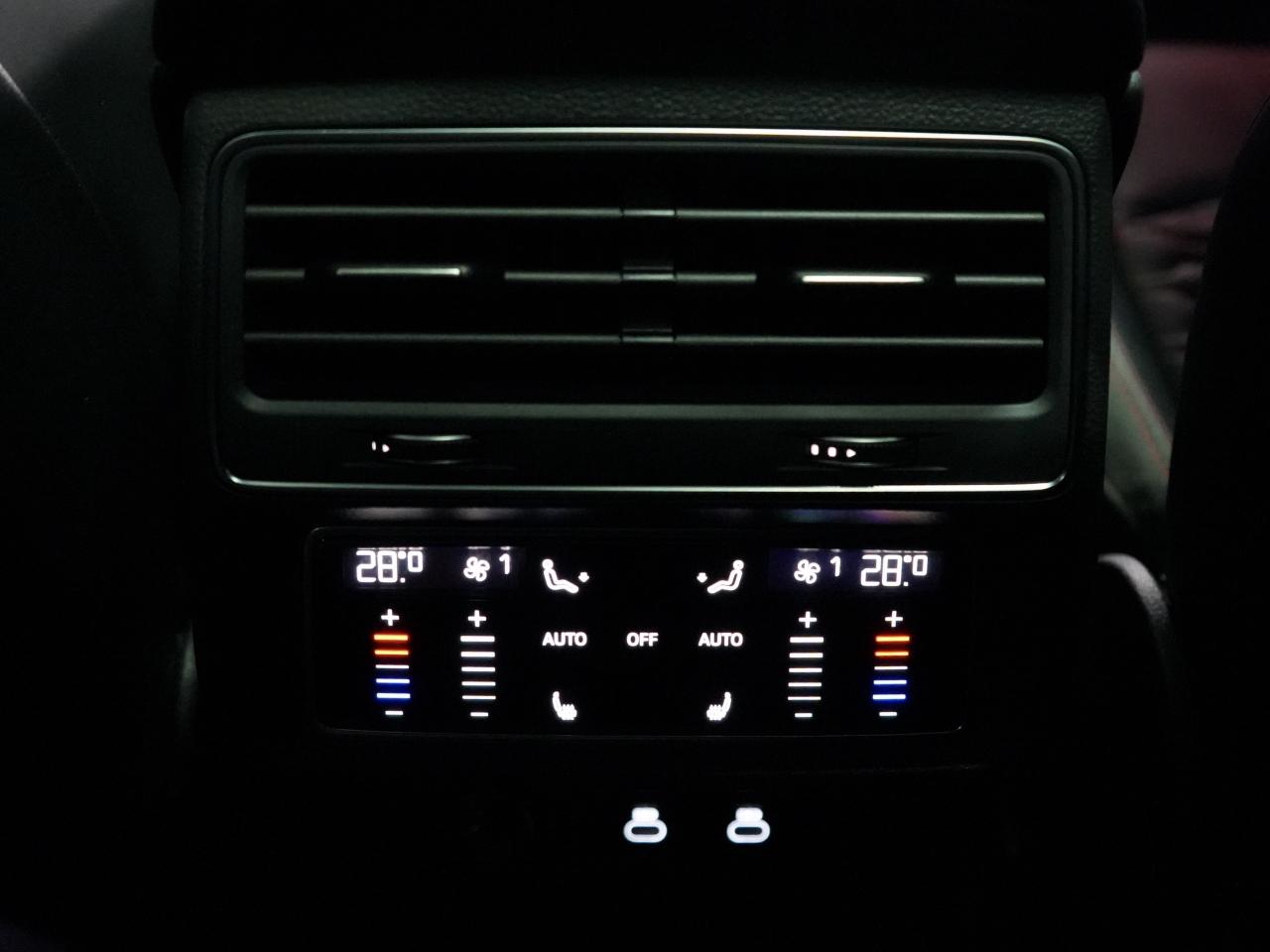 2022 Audi RS Q8 PANO/360CAM/HUD/B&O AUDIO/DRIVE ASSIST/NO ACCIDENT Photo