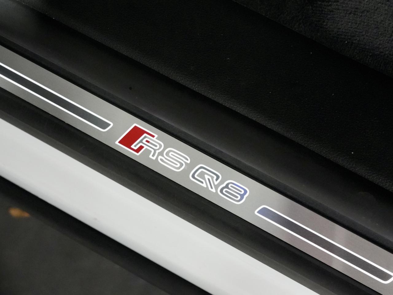 2022 Audi RS Q8 PANO/360CAM/HUD/B&O AUDIO/DRIVE ASSIST/NO ACCIDENT Photo