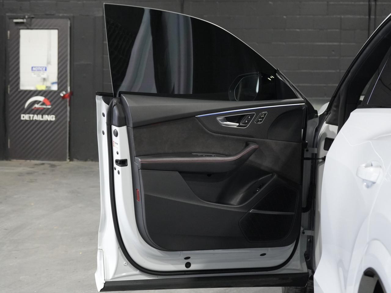 2022 Audi RS Q8 PANO/360CAM/HUD/B&O AUDIO/DRIVE ASSIST/NO ACCIDENT Photo