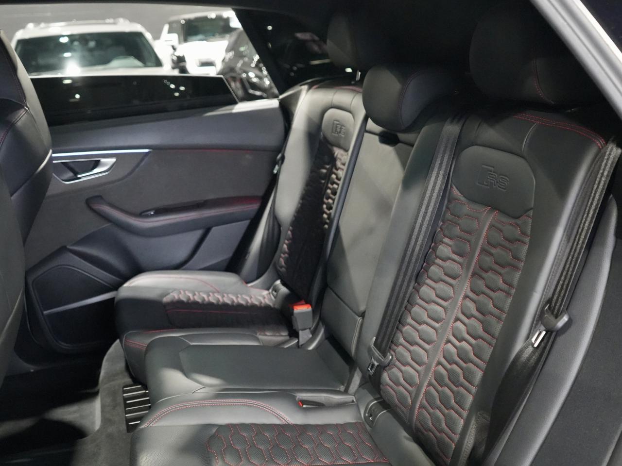 2022 Audi RS Q8 PANO/360CAM/HUD/B&O AUDIO/DRIVE ASSIST/NO ACCIDENT Photo