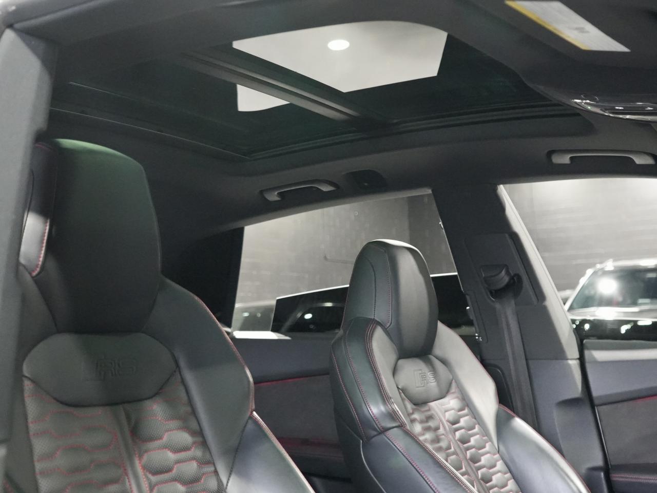 2022 Audi RS Q8 PANO/360CAM/HUD/B&O AUDIO/DRIVE ASSIST/NO ACCIDENT Photo