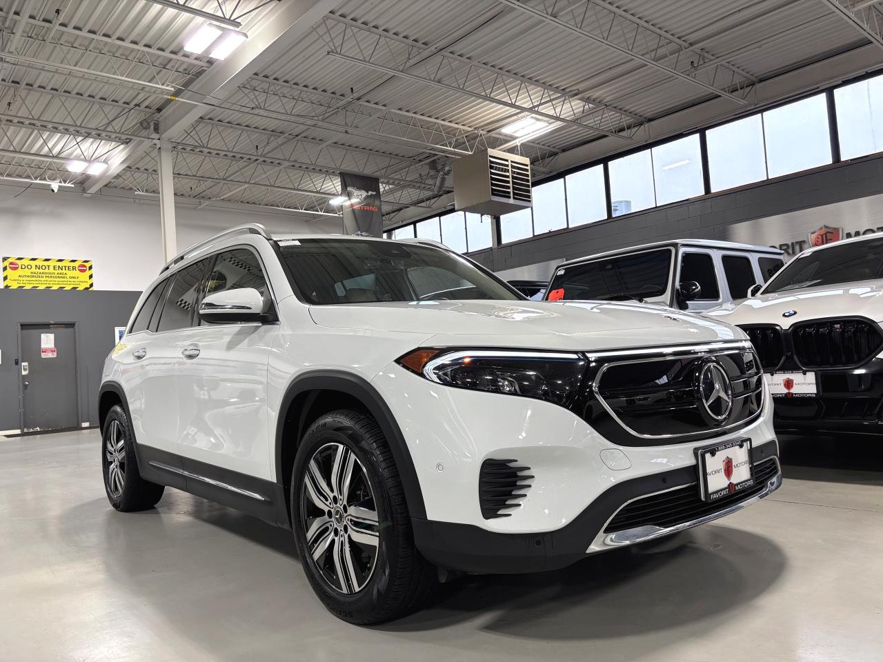 2023 Mercedes-Benz EQB EQB300|4MATIC|CLUSTERNAV|BURMESTER|CREAMLEATHER|++ - Photo #2