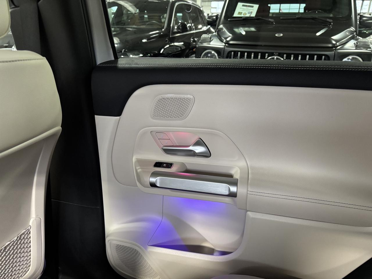 2023 Mercedes-Benz EQB EQB300|4MATIC|CLUSTERNAV|BURMESTER|CREAMLEATHER|++ - Photo #11