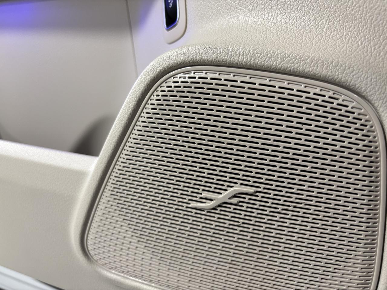 2023 Mercedes-Benz EQB EQB300|4MATIC|CLUSTERNAV|BURMESTER|CREAMLEATHER|++ - Photo #16