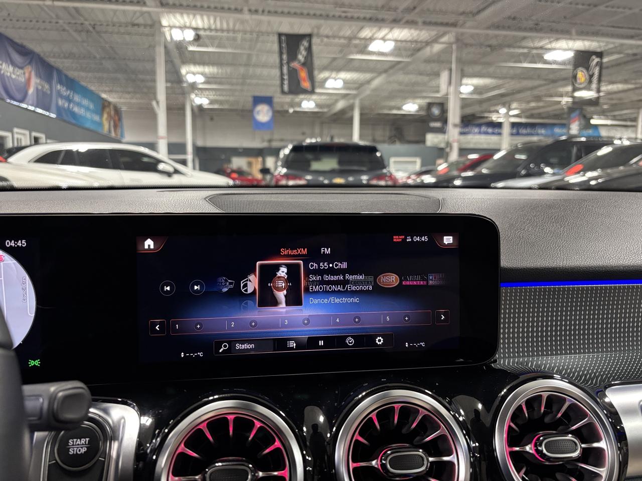 2023 Mercedes-Benz EQB EQB300|4MATIC|CLUSTERNAV|BURMESTER|CREAMLEATHER|++ - Photo #25