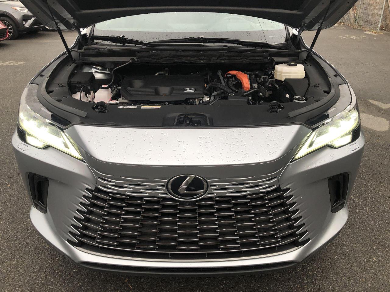 2023 Lexus RX 350H HYBRID, ULTRA LUXURY, HUDS, PANO. ROOF, NAVI, HTD Photo