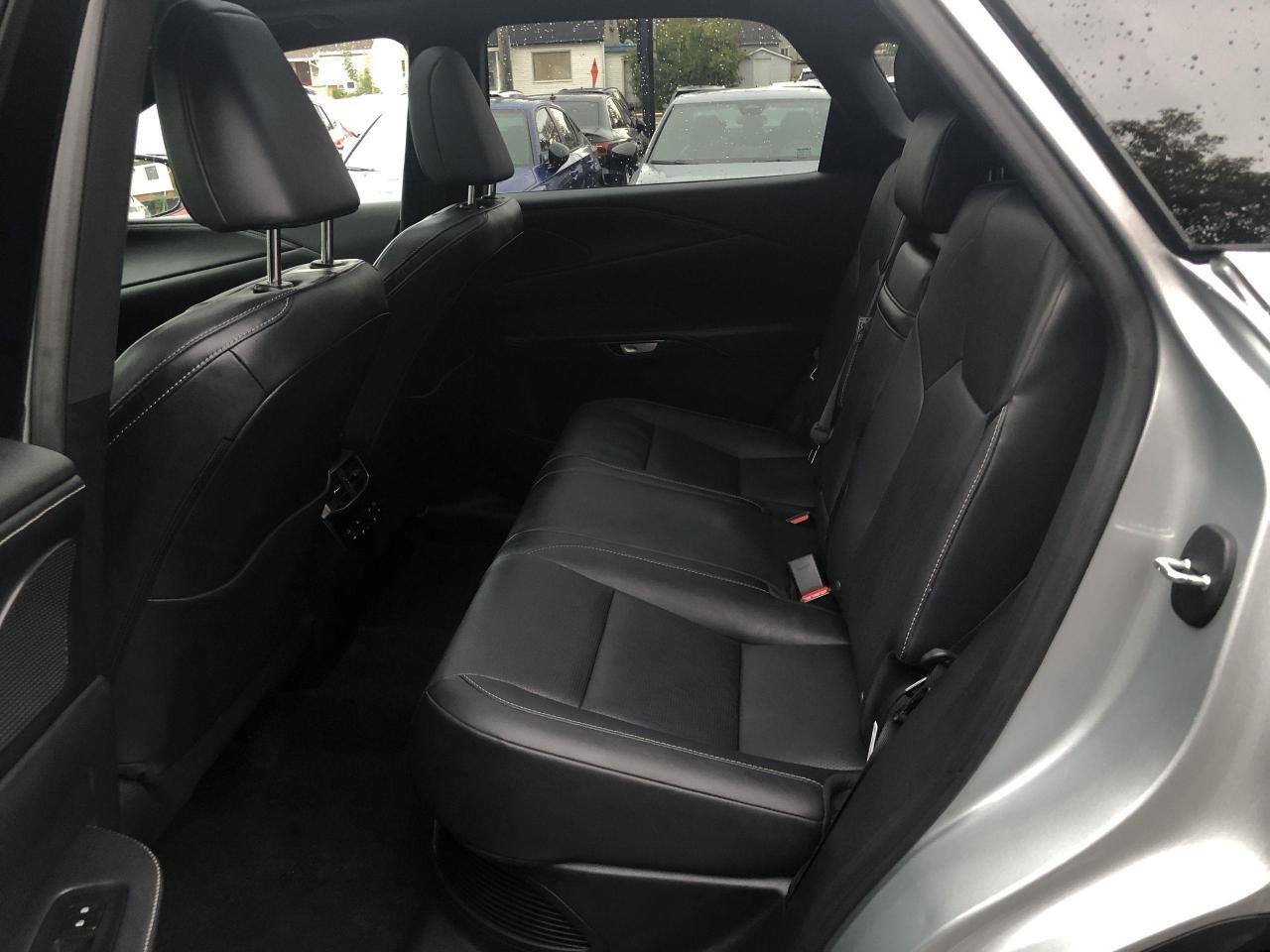 2023 Lexus RX 350H HYBRID, ULTRA LUXURY, HUDS, PANO. ROOF, NAVI, HTD Photo