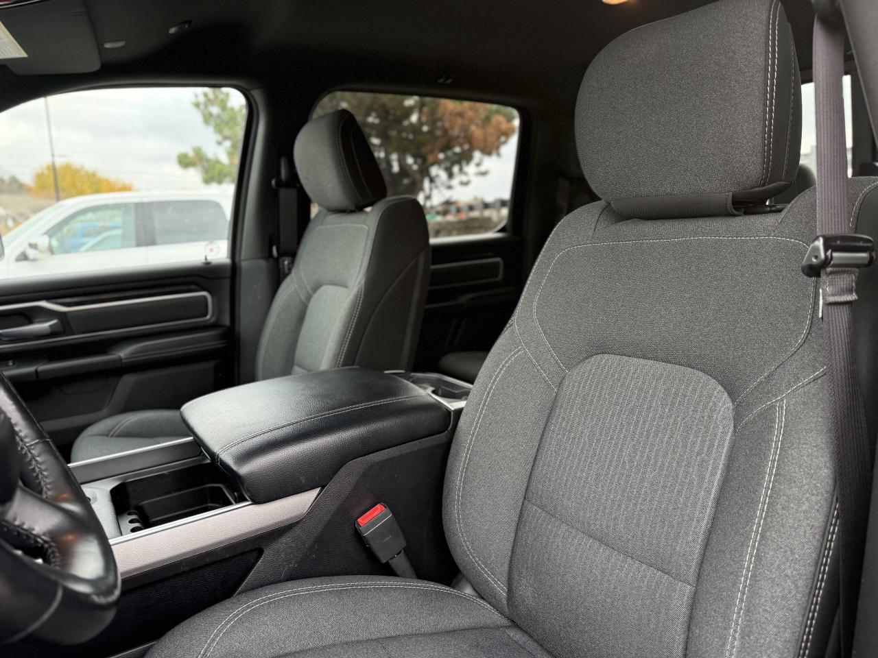 2020 RAM 1500 Big Horn 4x4 Crew Cab 5'7  Box | NAVIGATION | Photo