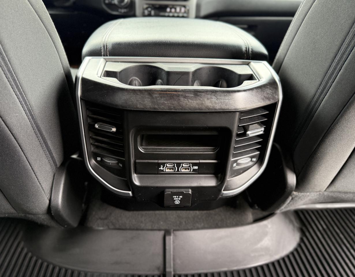 2020 RAM 1500 Big Horn 4x4 Crew Cab 5'7  Box | NAVIGATION | Photo