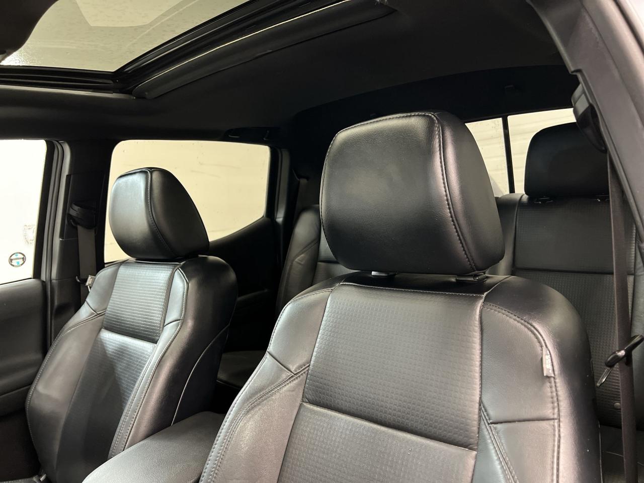 2021 Toyota Tacoma TRD SPORT PREMIUM 4X4 | 6-SPEED |LEATHER | SUNROOF Photo