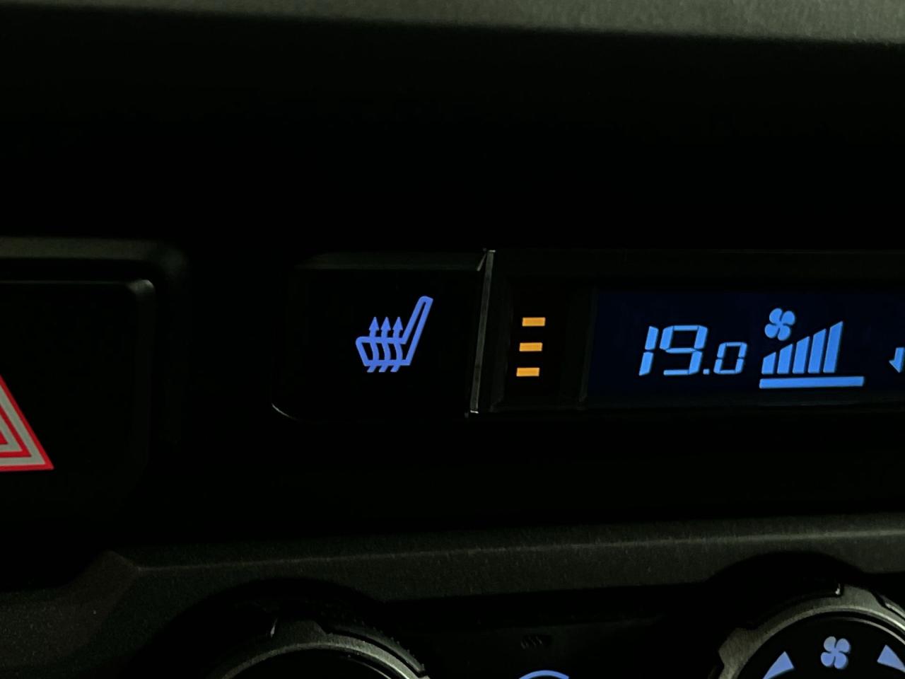 2021 Toyota Tacoma TRD SPORT PREMIUM 4X4 | 6-SPEED |LEATHER | SUNROOF Photo3