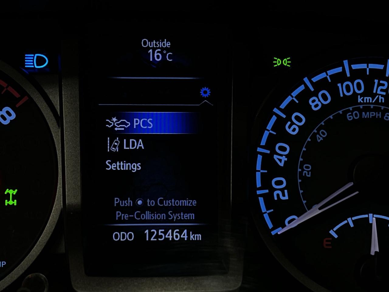 2021 Toyota Tacoma TRD SPORT PREMIUM 4X4 | 6-SPEED |LEATHER | SUNROOF Photo