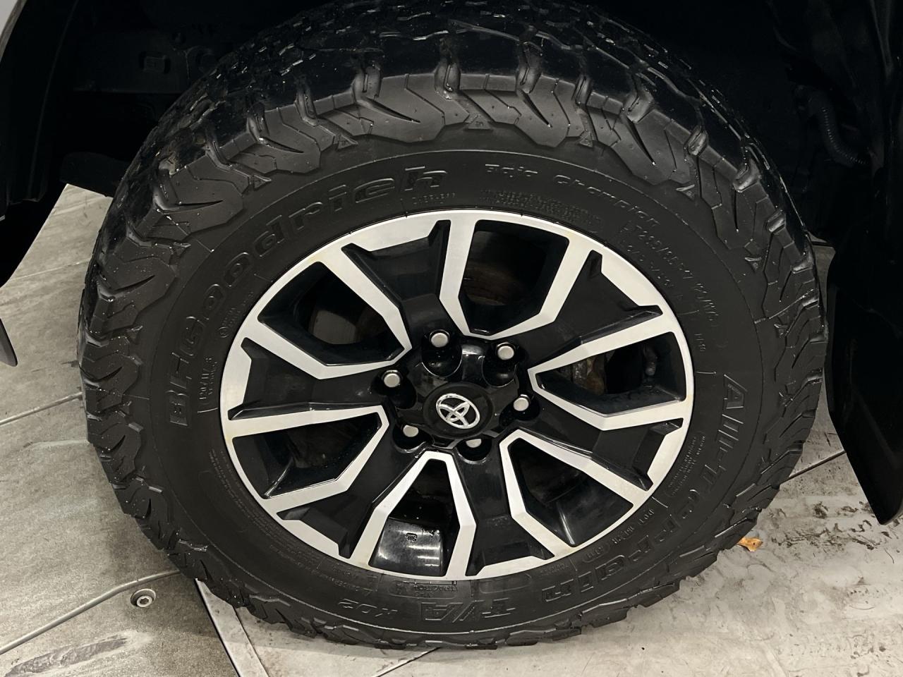 2021 Toyota Tacoma TRD SPORT PREMIUM 4X4 | 6-SPEED |LEATHER | SUNROOF Photo