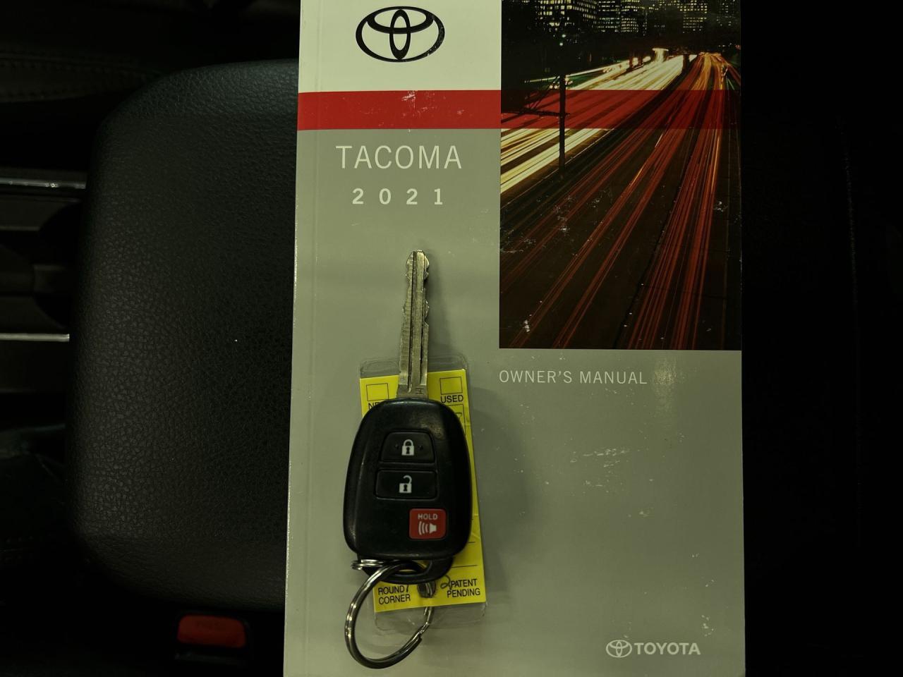 2021 Toyota Tacoma TRD SPORT PREMIUM 4X4 | 6-SPEED |LEATHER | SUNROOF Photo